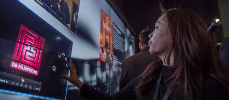 Panasonic estende la gamma di display per Digital Signage