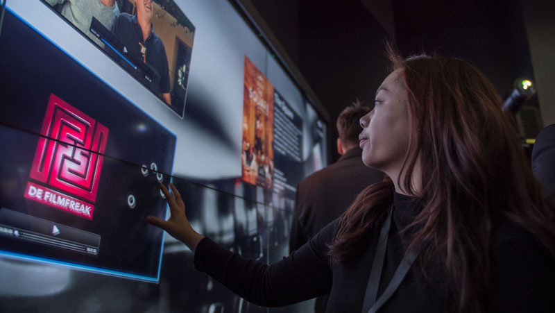 Panasonic estende la gamma di display per Digital Signage