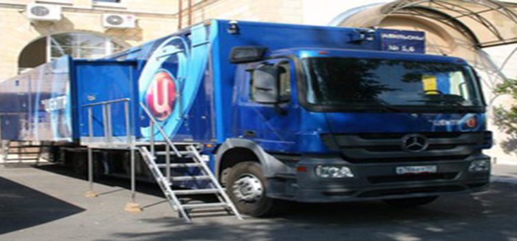 I server Slomo.tv Dominator AT/3G installati a Mosca