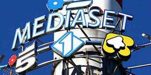 Guerra del copyright, Mediaset segna un punto su Yahoo!