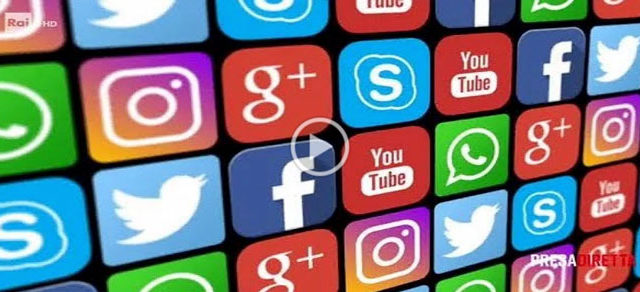 Il Papa ai giovani: attenzione, il telefonino crea dipendenza