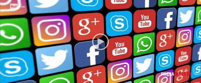 Il Papa ai giovani: attenzione, il telefonino crea dipendenza