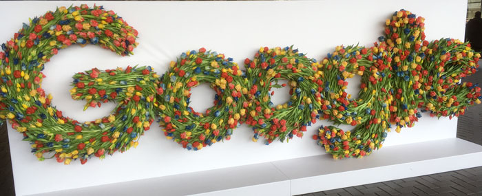 Google vale oltre 1000 miliardi di dollari in Borsa