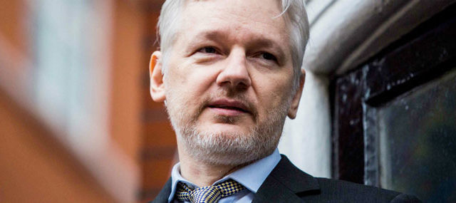 Londra, in corso il processo per l’estradizione di Assange