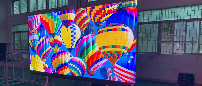 I display LED Bako sono ora distribuiti da Videosignal