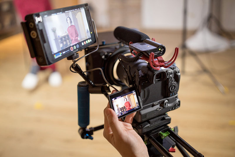 atomos ninja v canon r5 atomos ninja v canon r5